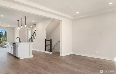 Living - 9007 NE 203rd Ln #B, Bothell, WA 98011 photo 3 of 4