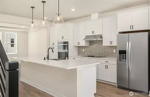Kitchen - 9007 NE 203rd Ln #B, Bothell, WA 98011 photo 3 of 3