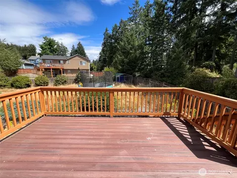 Exterior - 19528 71st Ave E, Spanaway, WA 98387 photo 3 of 3