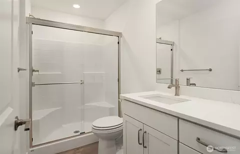 Bath - 9007 NE 203rd Ln #C, Bothell, WA 98011 photo 1 of 5