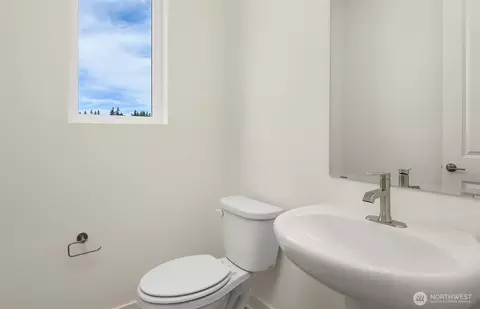 Bath - 9007 NE 203rd Ln #C, Bothell, WA 98011 photo 2 of 5