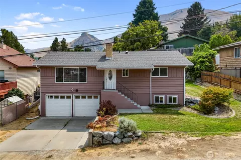 2315 Lester St, Wenatchee, WA 98801