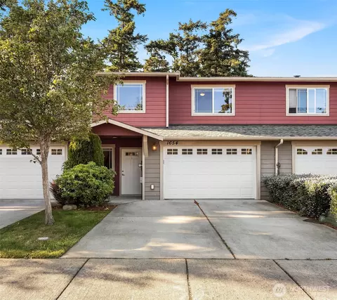 1654 SW Stremler Dr, Oak Harbor, WA 98277