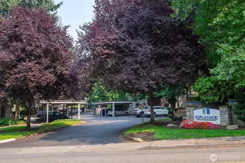 10016 NE 120th Ln #F202, Kirkland, WA 98034