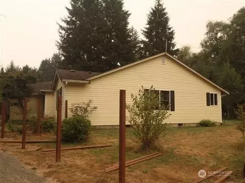 81 Tienhaara Ln, Naselle, WA 98638