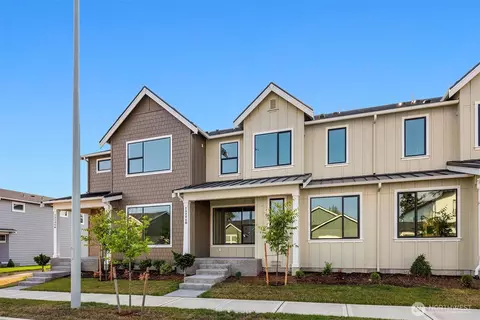 28206 74th Dr NW #B, Stanwood, WA 98292