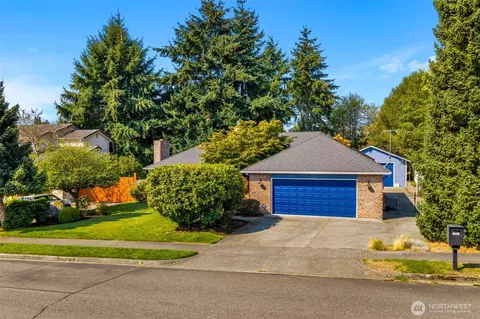 3902 Larchmont Ave NE, Tacoma, WA 98422