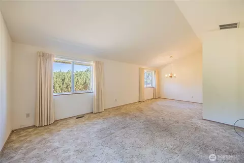 Living - 301 Cline Rd, Sequim, WA 98382 photo 2 of 3