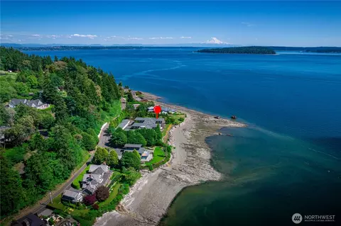 9551 NE South Beach Dr #1A, Bainbridge Island, WA 98110