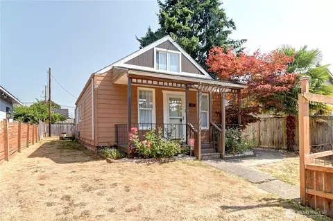 Exterior - 2327 Harrison Ave, Everett, WA 98201 photo 7 of 7