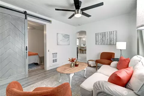 Living - 2327 Harrison Ave, Everett, WA 98201 photo 2 of 4