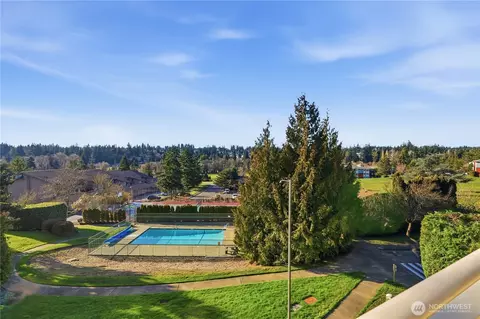 23007 Lakeview Dr #A303, Mountlake Terrace, WA 98043