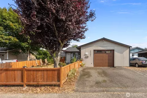 9007 10th St NE, Lake Stevens, WA 98258