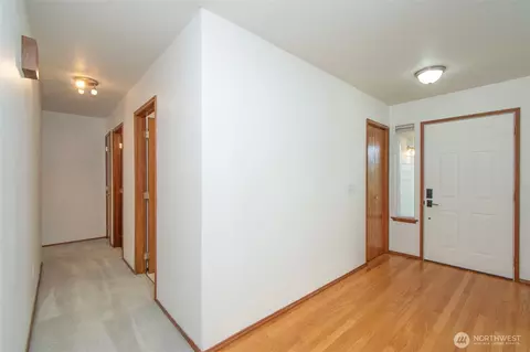 Entry Way - 942 E Willow St, Sequim, WA 98382 photo 1 of 1