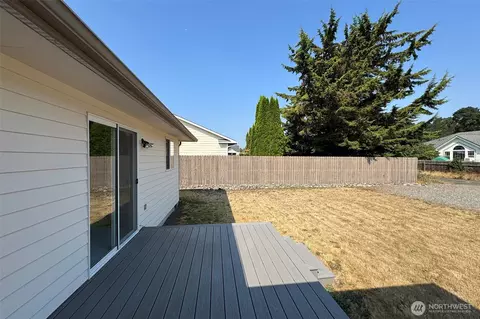 Exterior - 942 E Willow St, Sequim, WA 98382 photo 2 of 5
