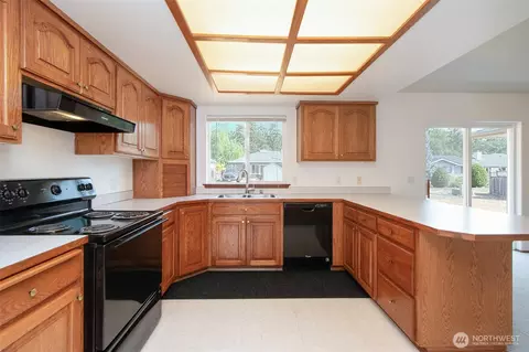 Kitchen - 942 E Willow St, Sequim, WA 98382 photo 1 of 4