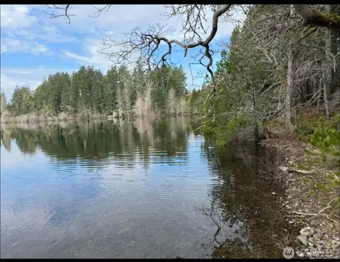 2531 W Hanks Lake Rd, Shelton, WA 98584