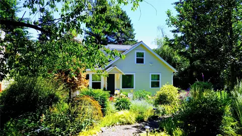 14350 Corliss Ave N, Seattle, WA 98133