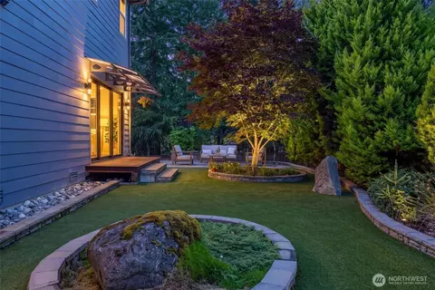 Exterior - 22004 33rd Dr SE, Bothell, WA 98021 photo 3 of 4