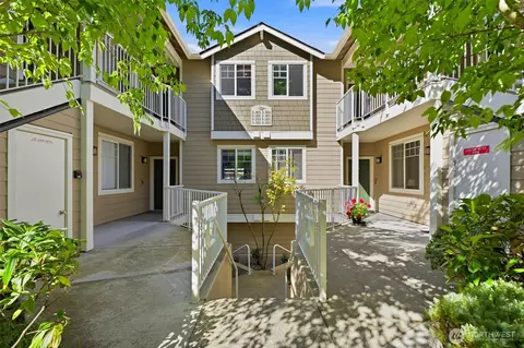 3500 E Lake Sammamish Pkwy SE #3-103, Sammamish, WA 98075