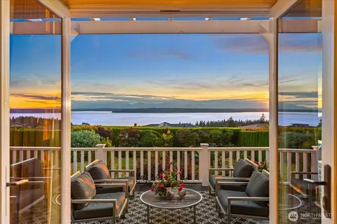 18311 8th Ave NW, Shoreline, WA 98177