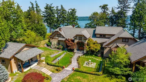 13887 Gibralter Rd, Anacortes, WA 98221
