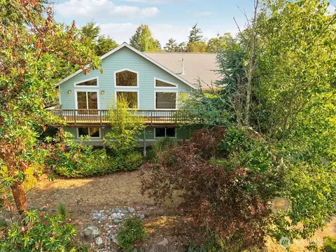 5391 Cape George Rd, Port Townsend, WA 98368
