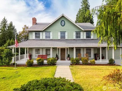 404 Lilac Dr, Mount Vernon, WA 98273