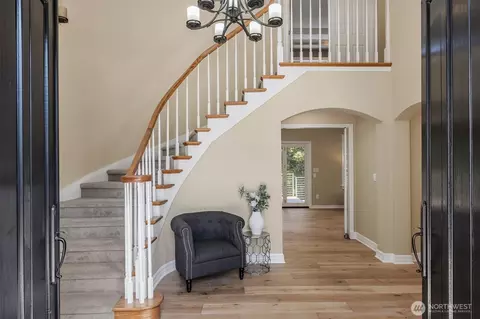 Entry Way - 17410 102nd Ave NE, Bothell, WA 98011 photo 1 of 2