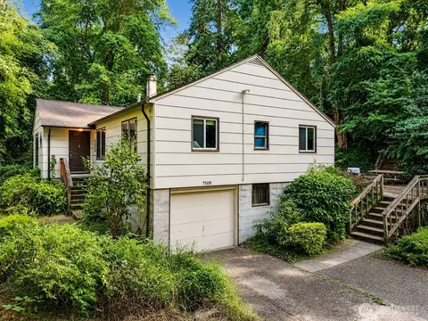 7508 Woodland Ave E, Puyallup, WA 98371
