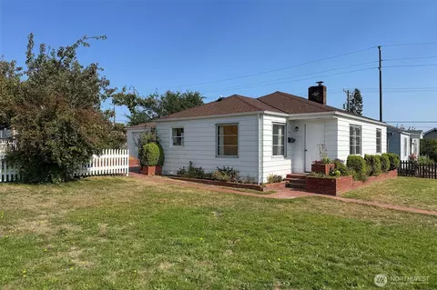 522 S A St, Port Angeles, WA 98362