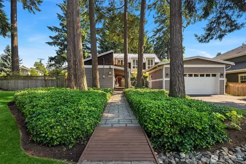 11059 SE 31st St, Bellevue, WA 98004