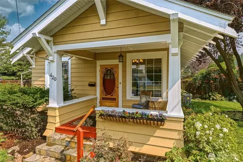 Exterior - 420 E Pine St, Walla Walla, WA 99362 photo 2 of 13