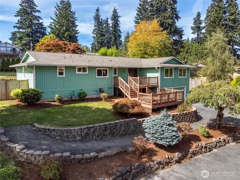 Exterior - 8602 Shadow Wood Dr, Everett, WA 98208 photo 2 of 7
