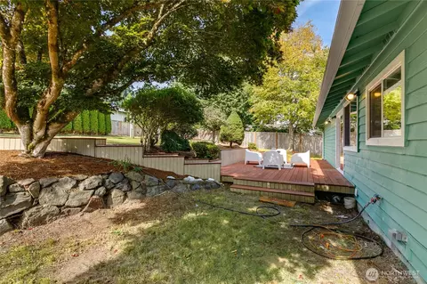 Exterior - 8602 Shadow Wood Dr, Everett, WA 98208 photo 4 of 7