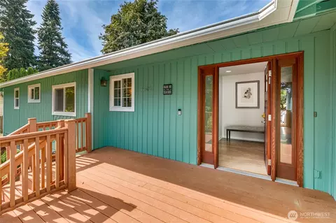 Entry Way - 8602 Shadow Wood Dr, Everett, WA 98208 photo 1 of 2