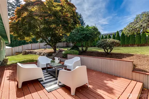 Exterior - 8602 Shadow Wood Dr, Everett, WA 98208 photo 5 of 7