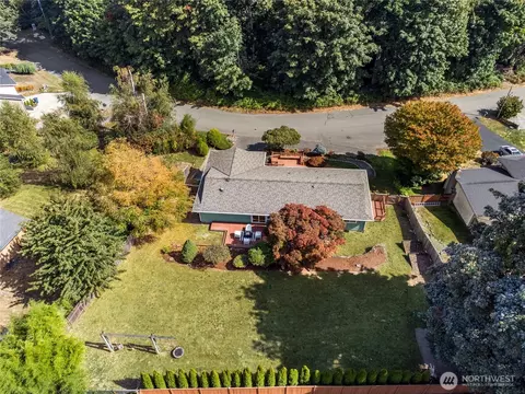 View/Area - 8602 Shadow Wood Dr, Everett, WA 98208 photo 2 of 2