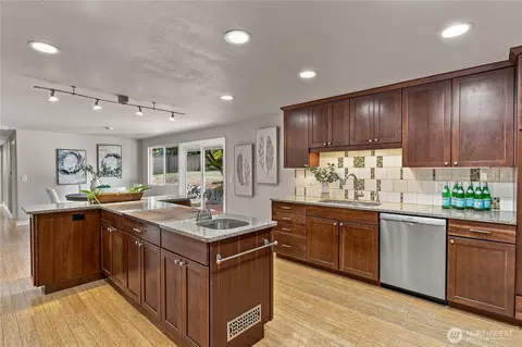 Kitchen - 8602 Shadow Wood Dr, Everett, WA 98208 photo 1 of 5