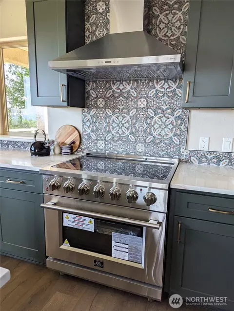 Kitchen - 315 Quails Roost Rd, Sequim, WA 98382 photo 4 of 5