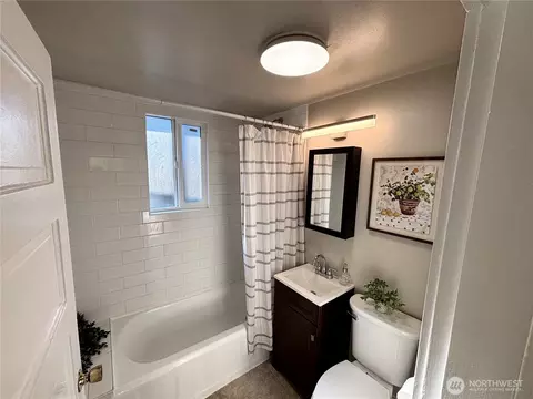 Bath - 1706 N 50th St, Seattle, WA 98103 photo 1 of 2