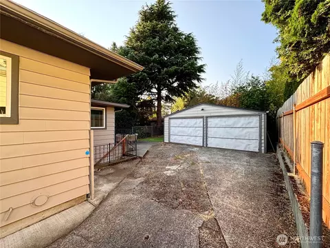 Other - 1706 N 50th St, Seattle, WA 98103 photo 1 of 7