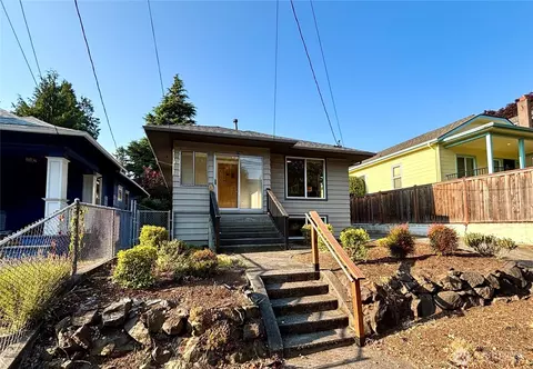 1706 N 50th St, Seattle, WA 98103