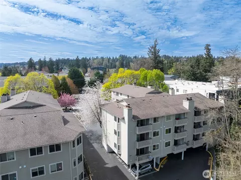 18200 73rd Ave NE #A-311, Kenmore, WA 98028