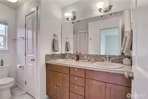 Bath - 4019 202nd St E, Spanaway, WA 98387 photo 1 of 4