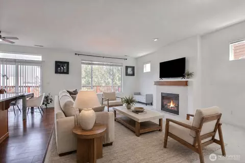 Living - 4019 202nd St E, Spanaway, WA 98387 photo 2 of 3