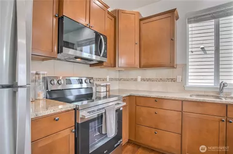 Kitchen - 4019 202nd St E, Spanaway, WA 98387 photo 4 of 4