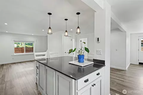 Kitchen - 14918 75th Street Ct E, Sumner, WA 98390 photo 4 of 6