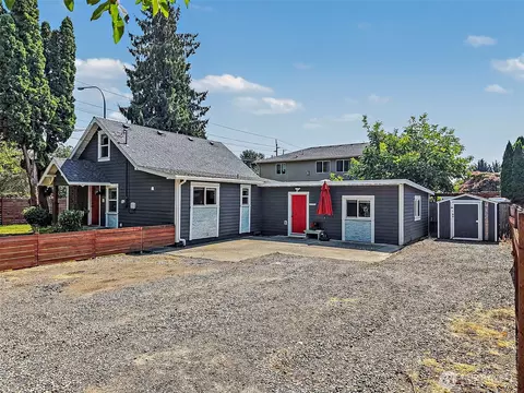 Exterior - 14918 75th Street Ct E, Sumner, WA 98390 photo 7 of 8