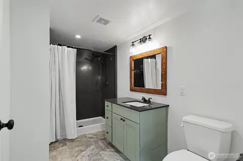 Bath - 14918 75th Street Ct E, Sumner, WA 98390 photo 4 of 5